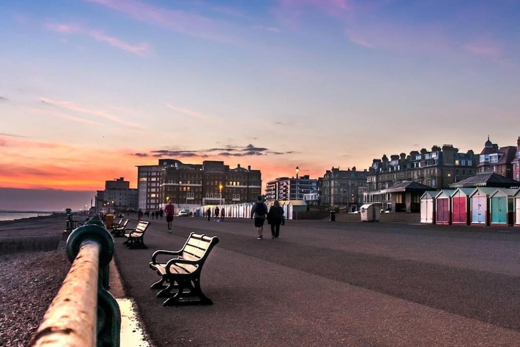 Luxury 1 Bedroom Flat With Balcony - St Anne'S Brighton Exterior photo